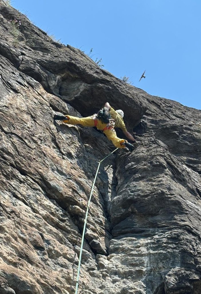Photo of Secolo della Menzogna + Preso dal Paradiso