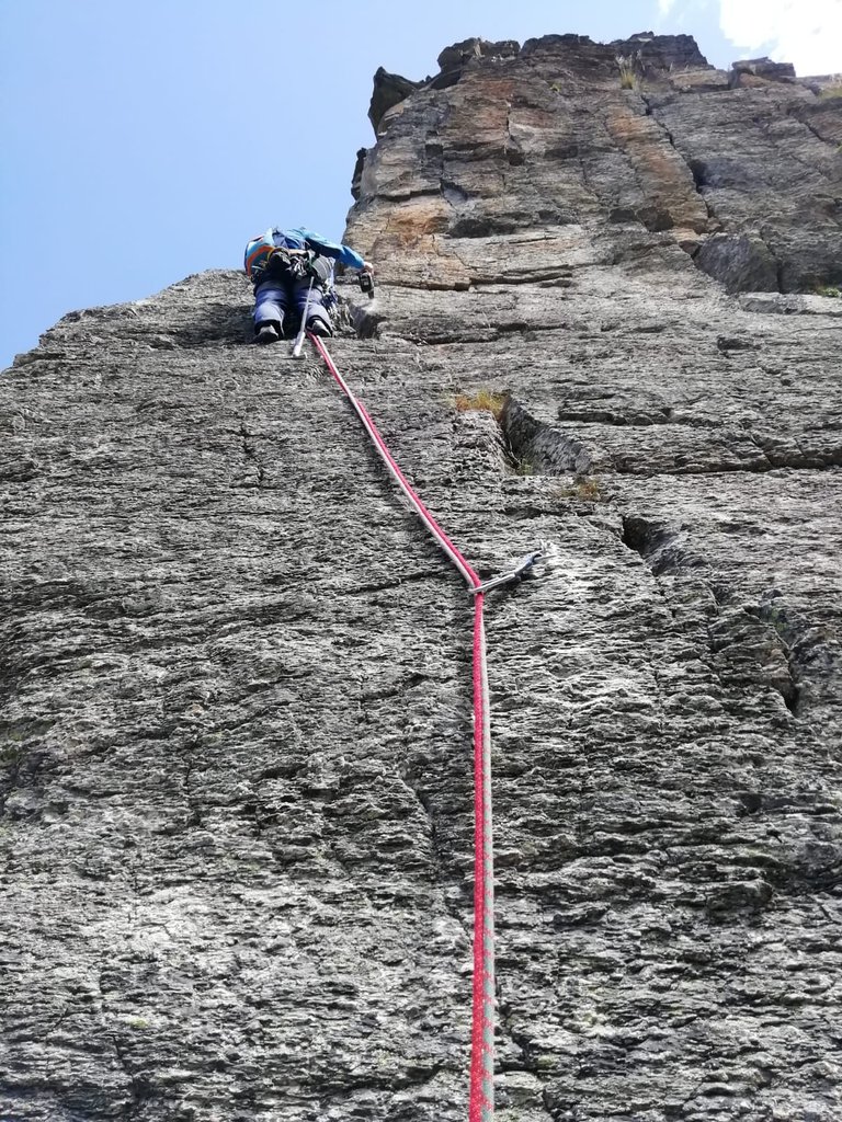 Photo of Torre Gialla (o della Tigre) - Spigolo dei Cibernauti