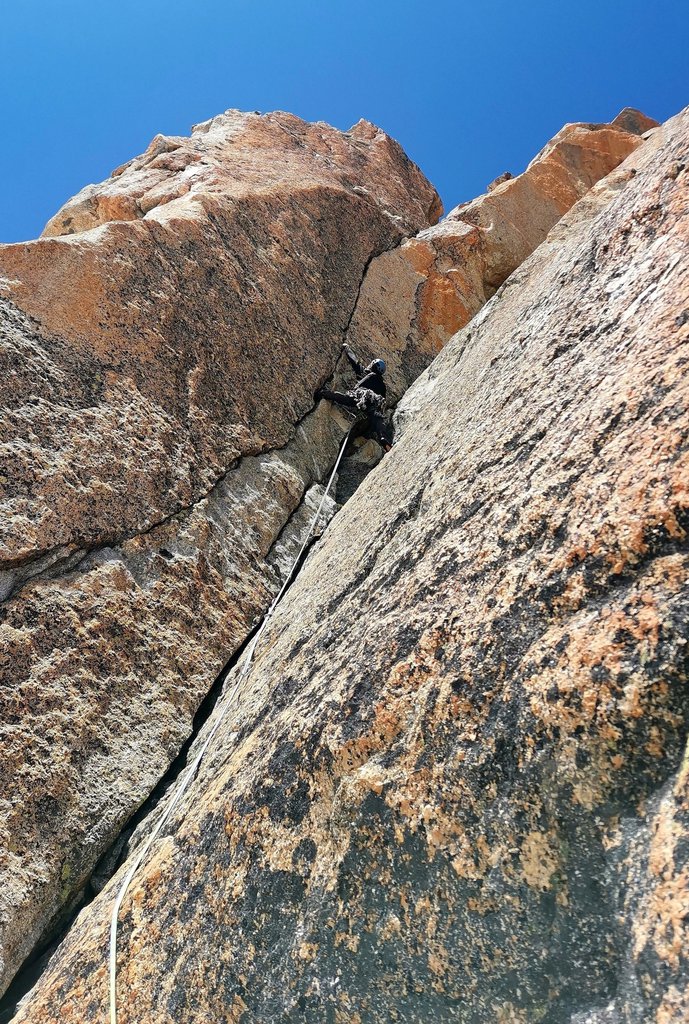 Photo of Sans Nom (Aiguille), promontoire sud- Le Retour en Afrique